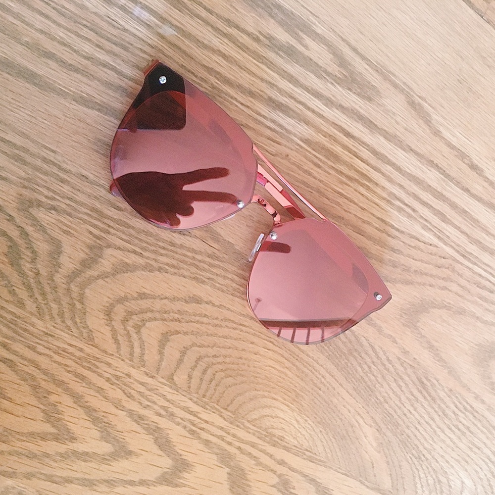 Aldo red mirrored shades 💃❤️
